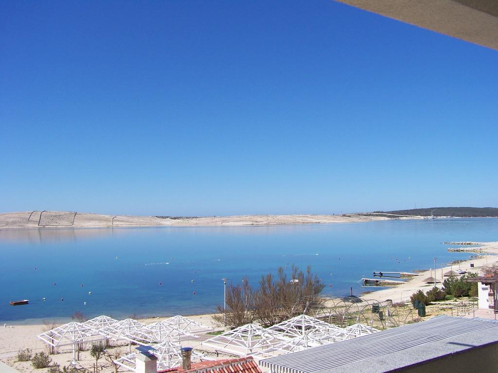 Apartments Nebeska Новаля Екстериор снимка